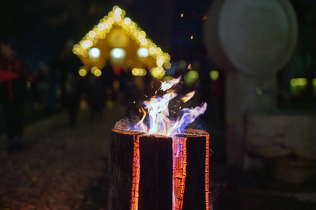 Ribnica zažarela v praznični podobi