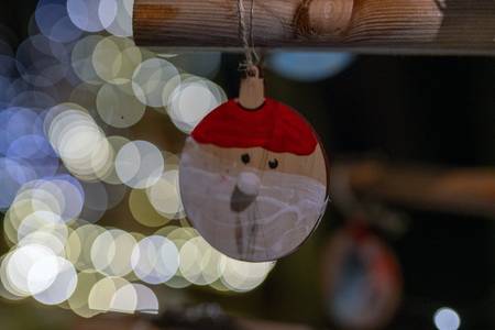 Ribnica zažarela v praznični podobi